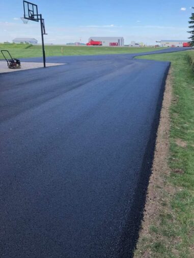 Asphalt Repair & Driveway Sealing Services in Fairfield and Danbury, CT